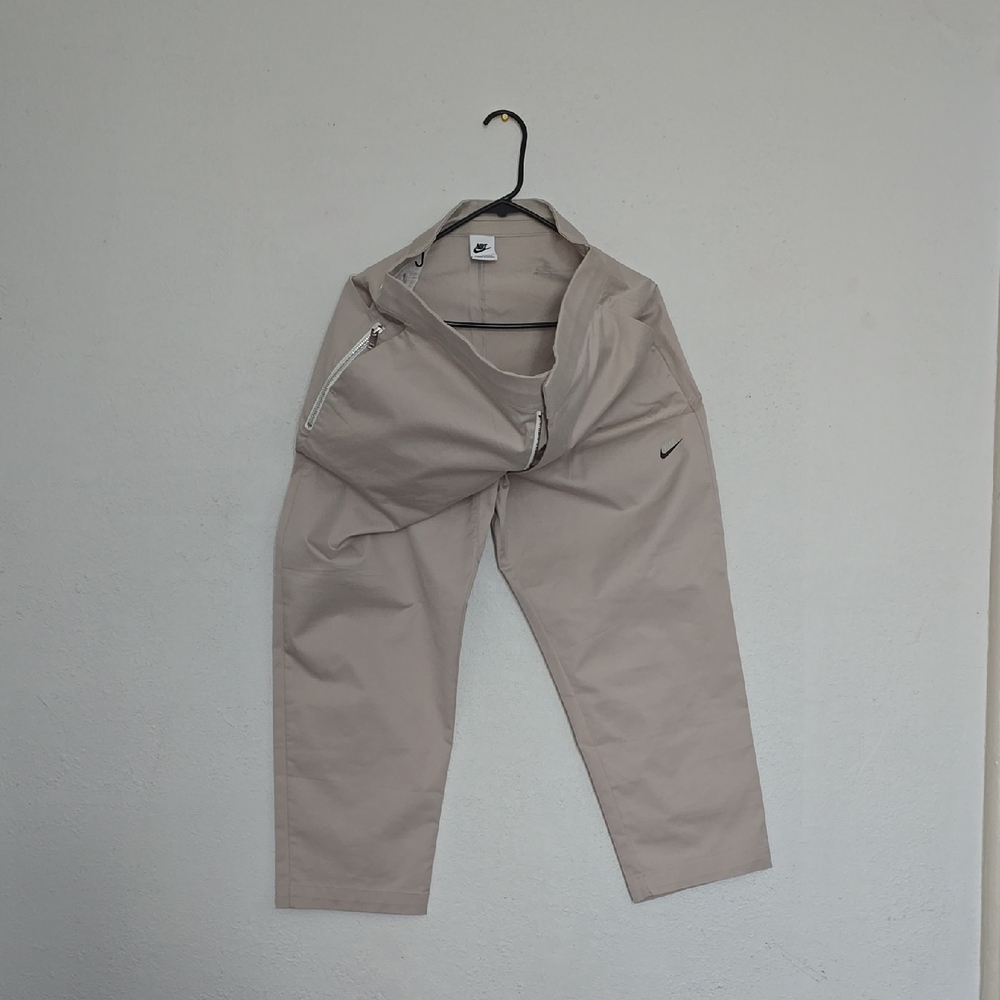 Nike Sportswear Tech Essentials  Men's  Pants Tan DD7032-236 Sz 36 New/No Tags.